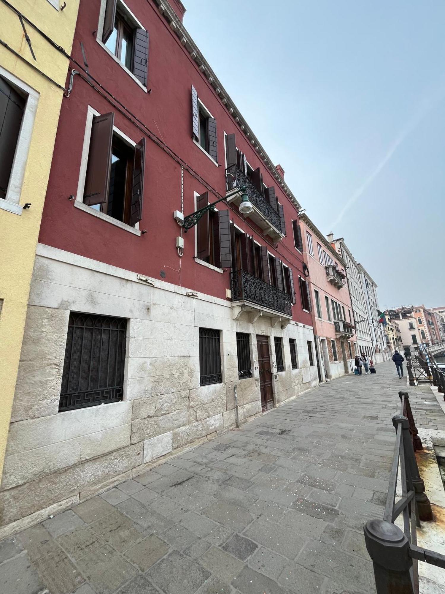 Vista Canale Apartamento *
